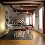 Appartement Au Coeur Du Marais