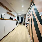 Enghien - New Studio Fully Furnished