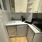 Parisian Stay In A Cosy Flat - Republique