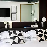 Holiday Inn Paris Elysées, an IHG Hotel
