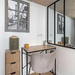 Studio Luxe Au Centre Des Invalides