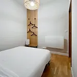 Nice 2 Rooms Near The Place De La Nation