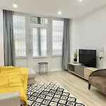 Modern Comfort In Paris 15Th District In Lakanal