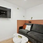 342 Suite Elena - Stunning Parisian Apartment