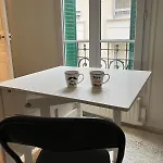Charmant Studio A 2Min Du Metro