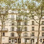 Luxury 2 bedroom Apartment - Eiffel Tower