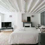 The Boutique Apartments