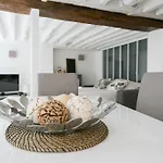 The Boutique Apartments