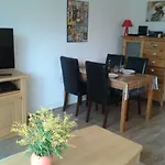 33 Villa Curial