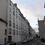 Sunny&quiet apartment