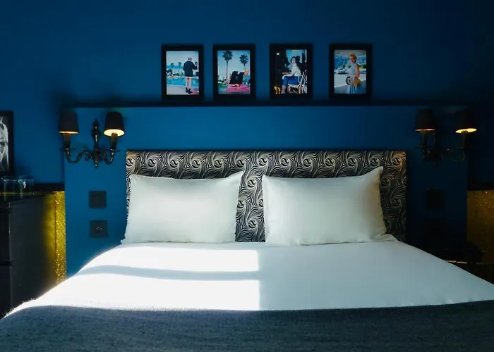 Hotel Noir