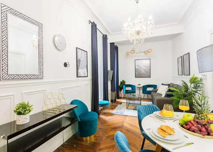 Le Marais Stylish City Apartment