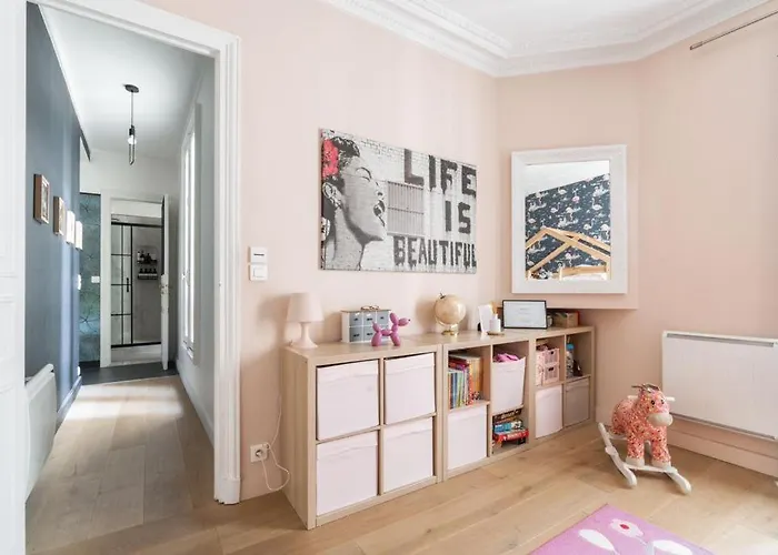 Appartement Familial Parisien