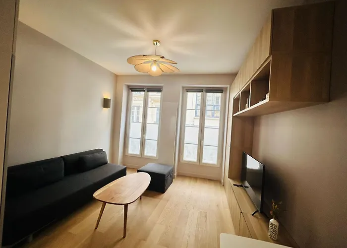 Enghien - New Studio Fully Furnished
