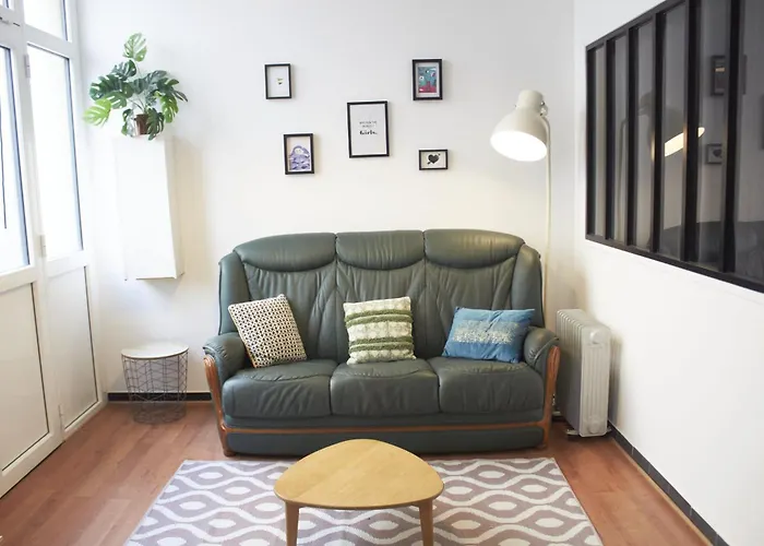 Practical And Cosy Nest In A Good Location