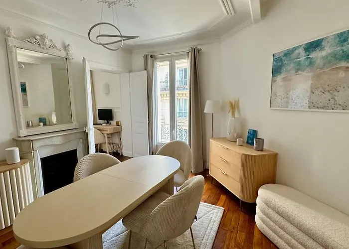 Elegant & Bright Close To Canal Saint-Martin
