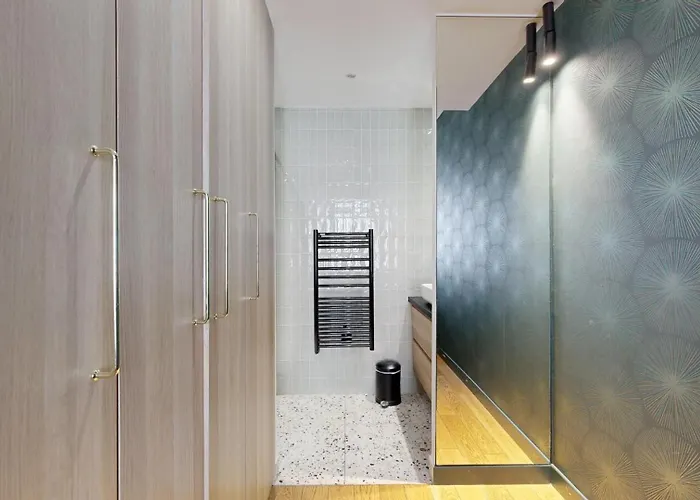 167 Suite K Very Luxe Apartment