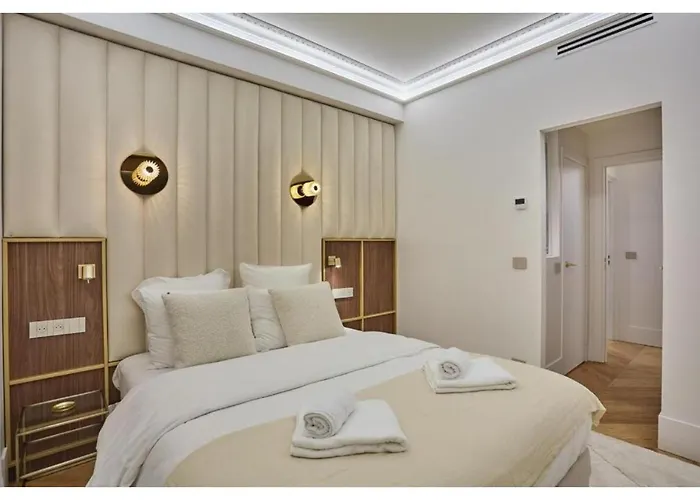 Apartment Matignon St Honore By Studio Prestige