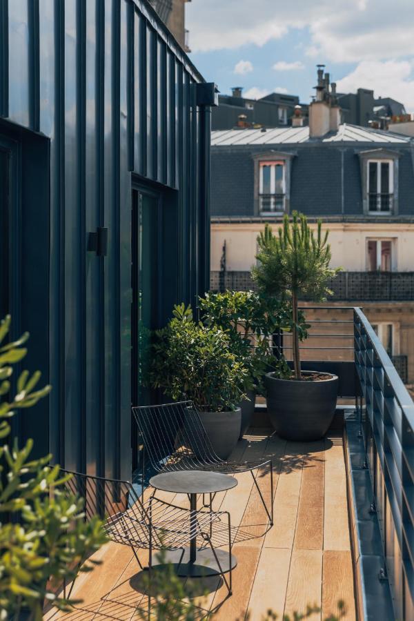 Wallace - Orso Paris