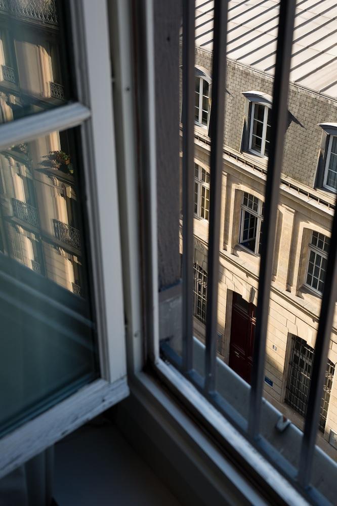 Le Senat Hotel 4*