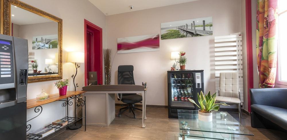 Hotel Montsouris Orleans *