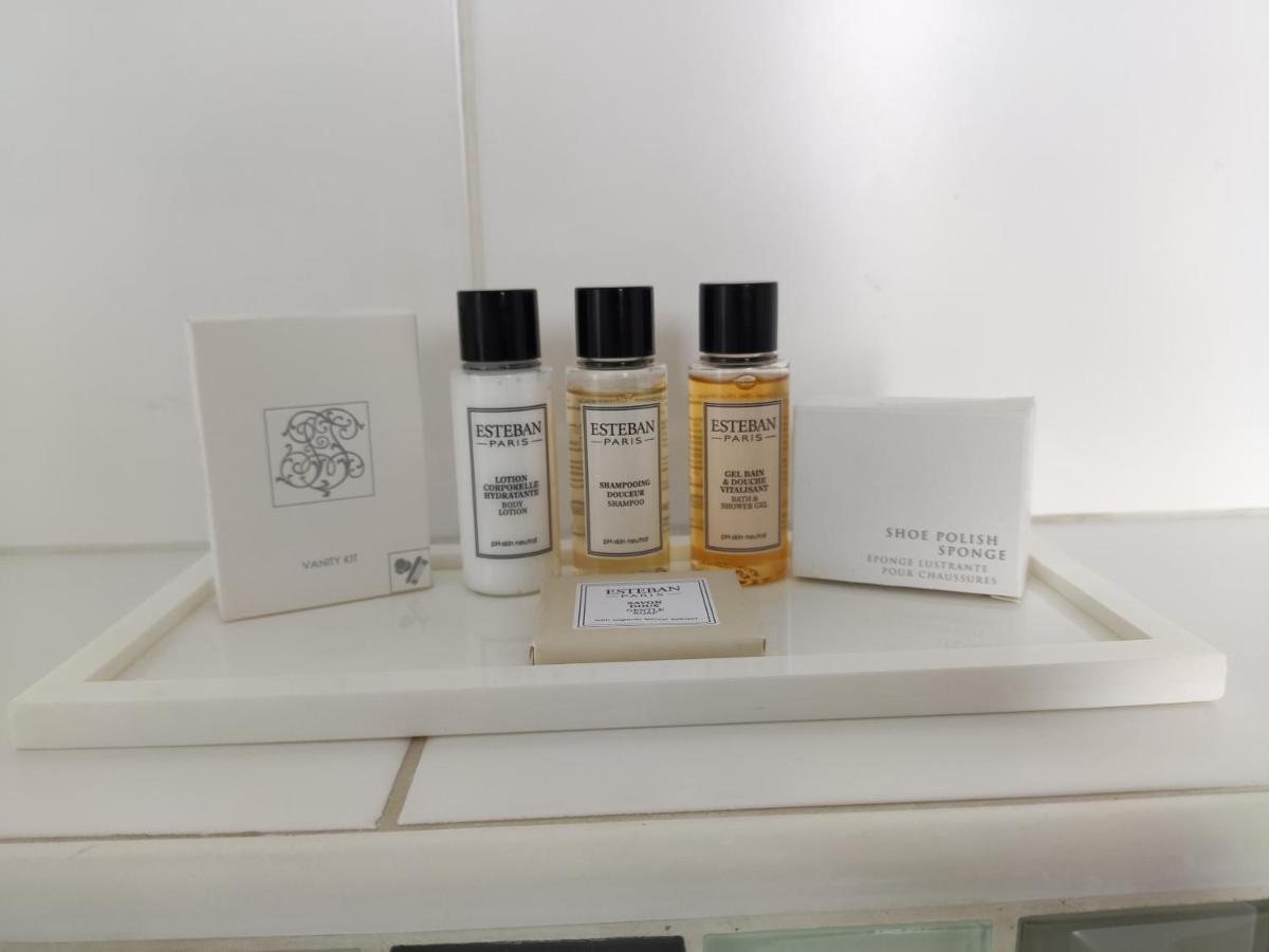 Le Relais Saint Charles Hotel 3*