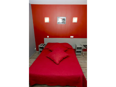 Hipotel Voltaire Bastille Hotel 3*