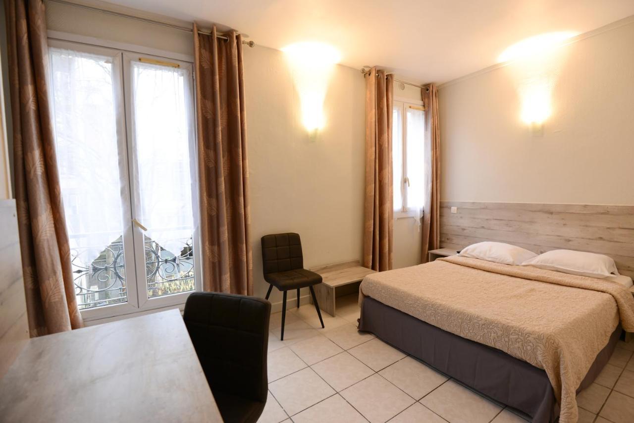 Du Mont Louis 2* Paris