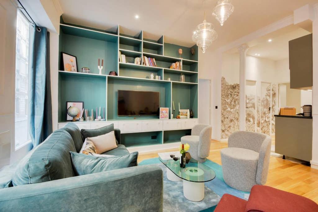 Apartment Amazing 10bed In The Heart Of Le Marais And Suprises... Paris