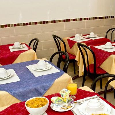 Hotel Hipotel Voltaire Bastille Paris