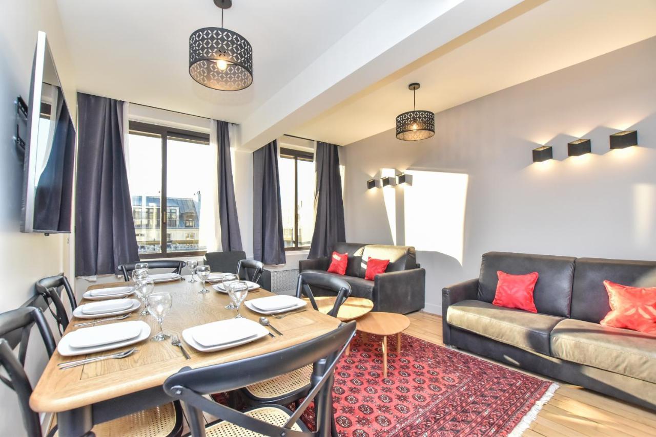 Cmg Opera Apartment
