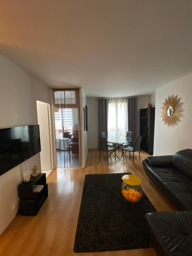 Champs Elysees Trocadero Apartment Paris