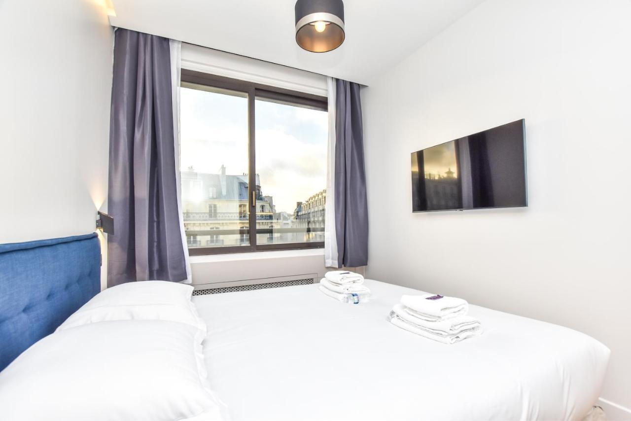 Cmg Opera Apartment