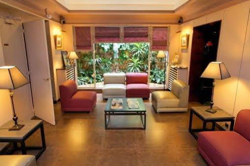 Elysees Hotel