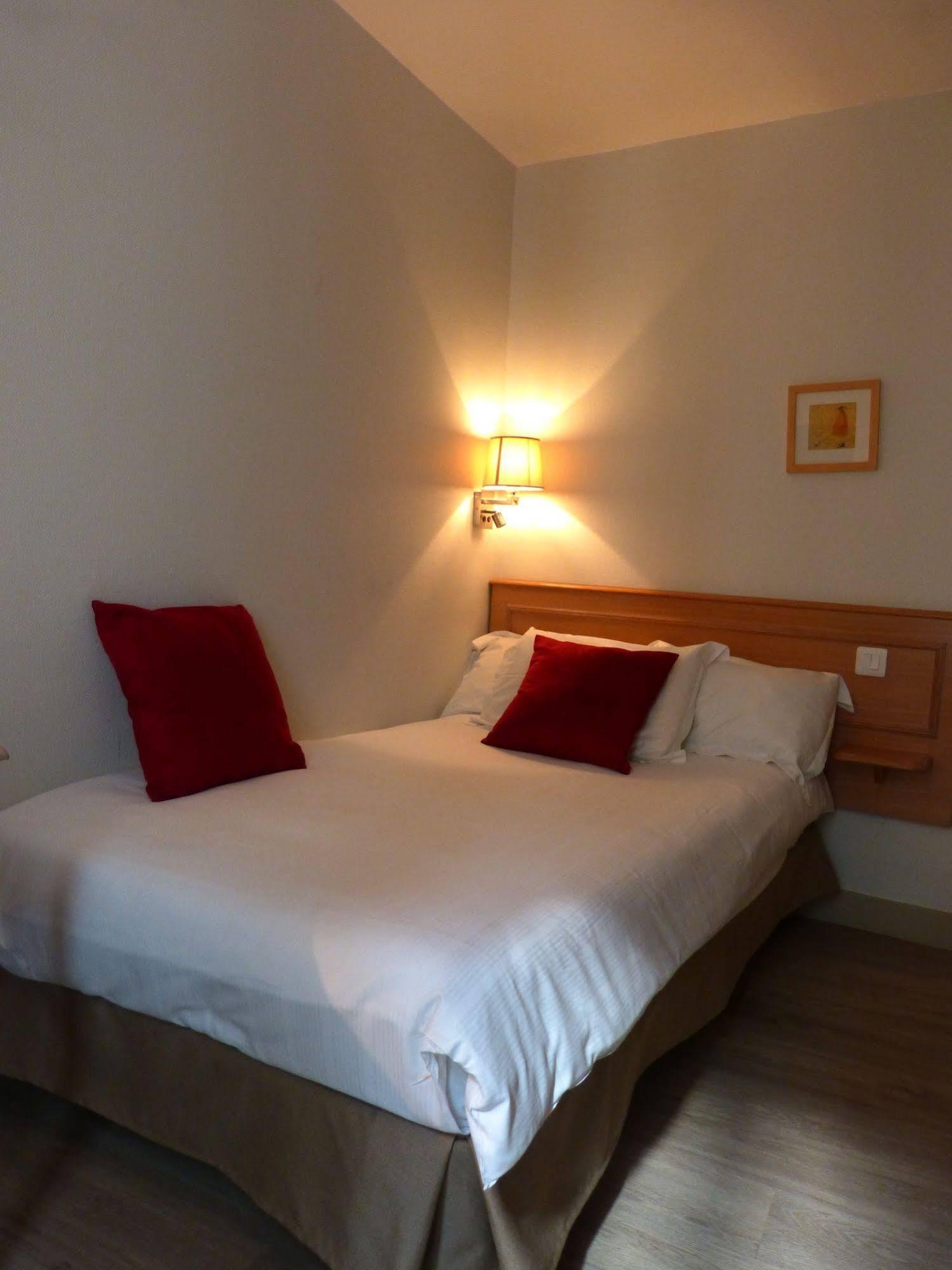 Little Regina Hotel 2*