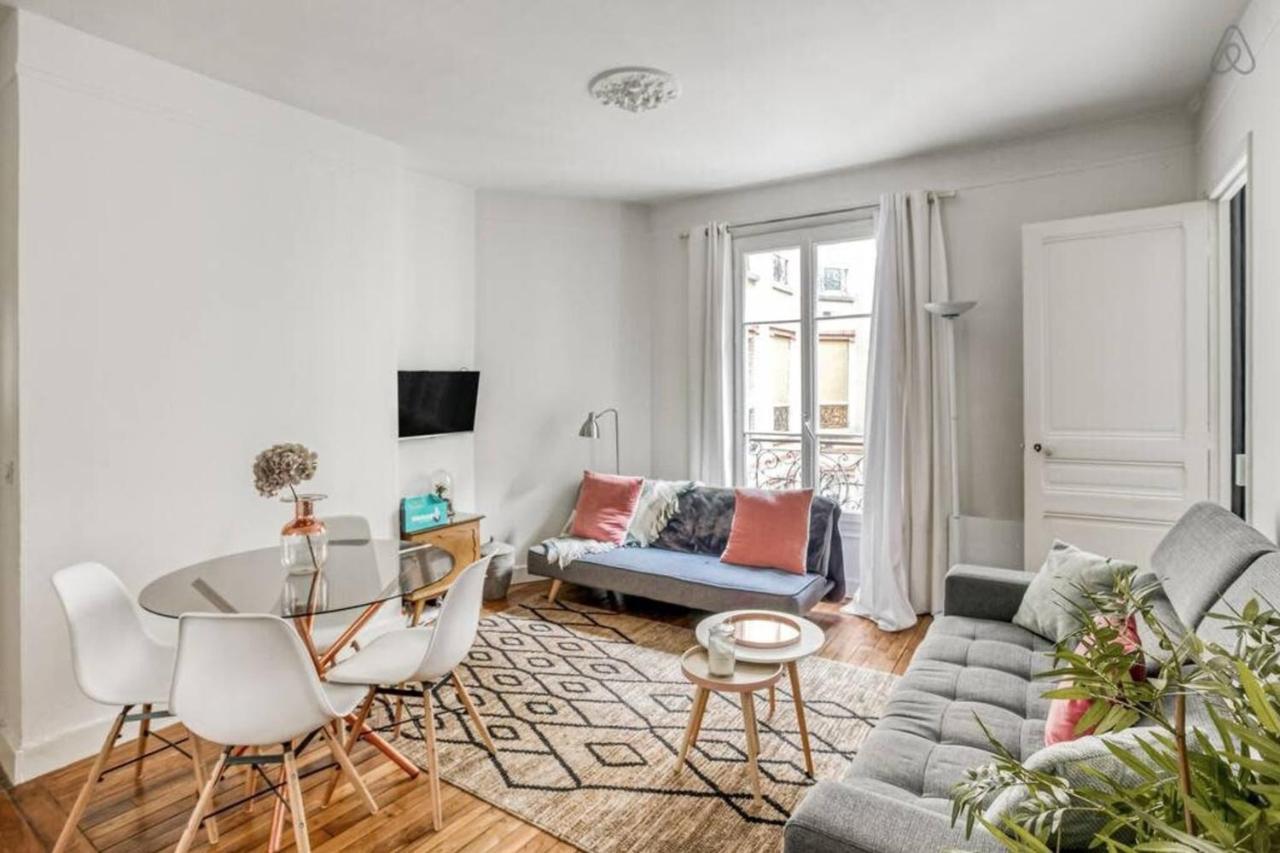 Stunning 2 Bedrooms In Apartment Paris