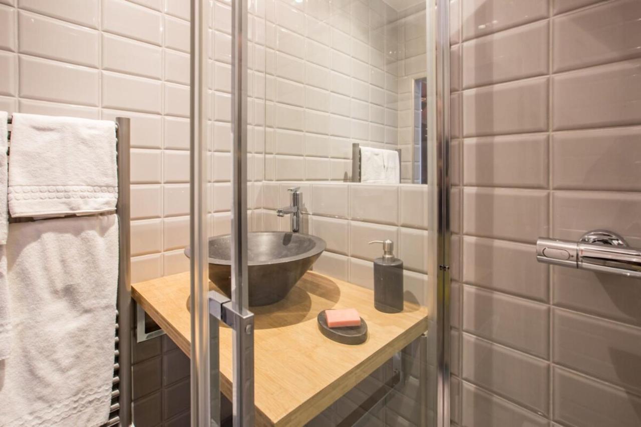Spacious&charming 2 Bedroom Flat à Madeleine * Paris