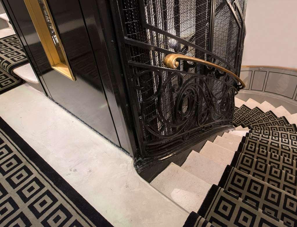 Helzear Champs-elysees Hotel 4*
