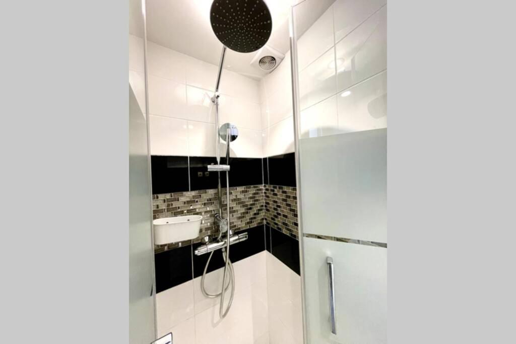 Appartement Exceptionnelle Maison De ✧cour Privée ✧métro Paris