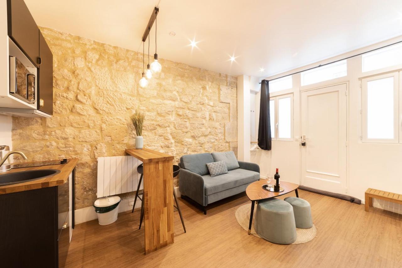 Luxury Blue House 2 A 4 Personnes Sur Ile Saint-louis Apartment *