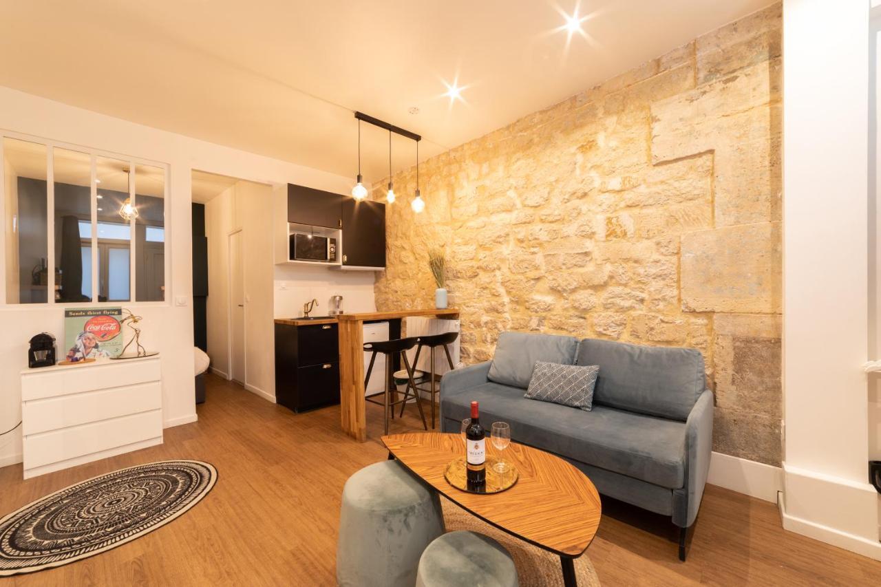 Apartment Luxury Blue House 2 A 4 Personnes Sur Ile Saint-louis Paris