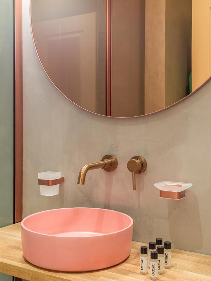 Pink & Wood Cocoon *