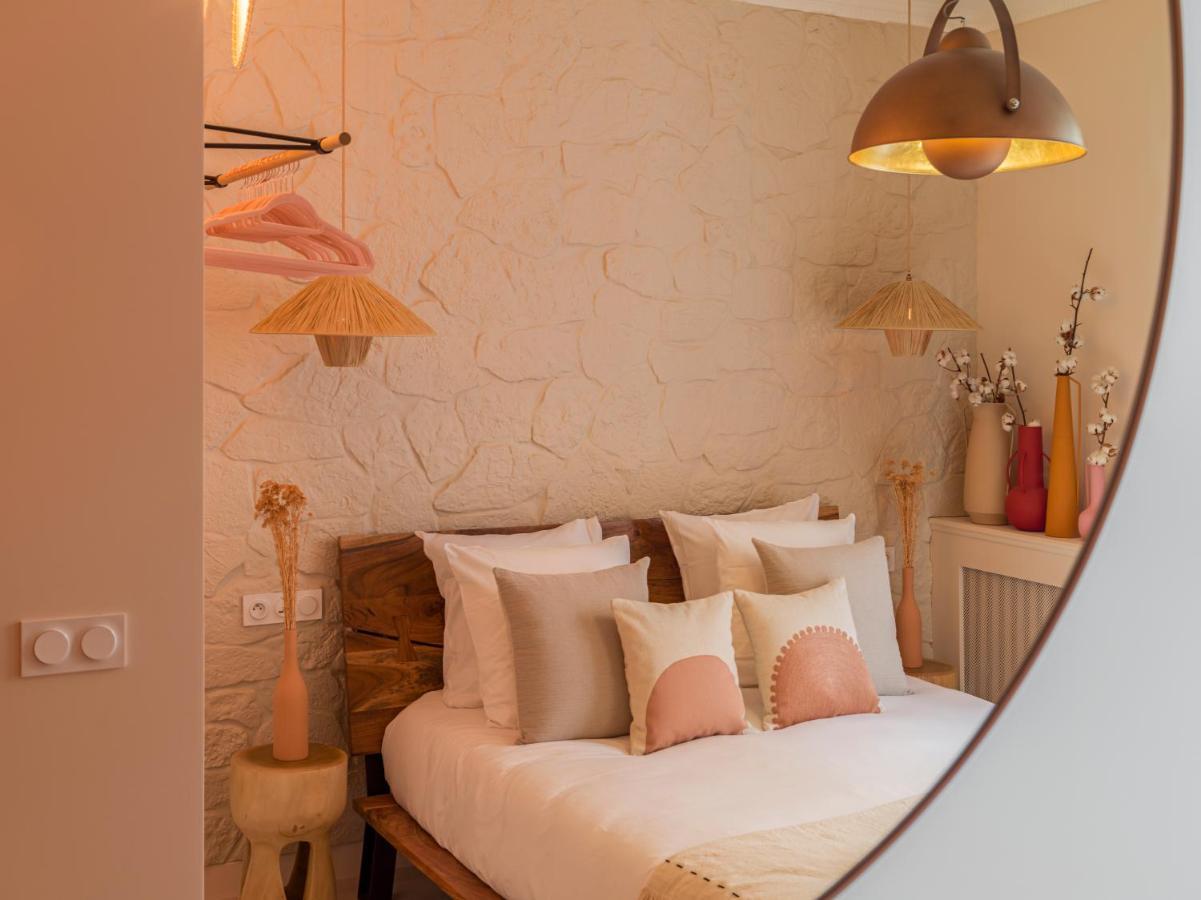 Pink & Wood Cocoon *