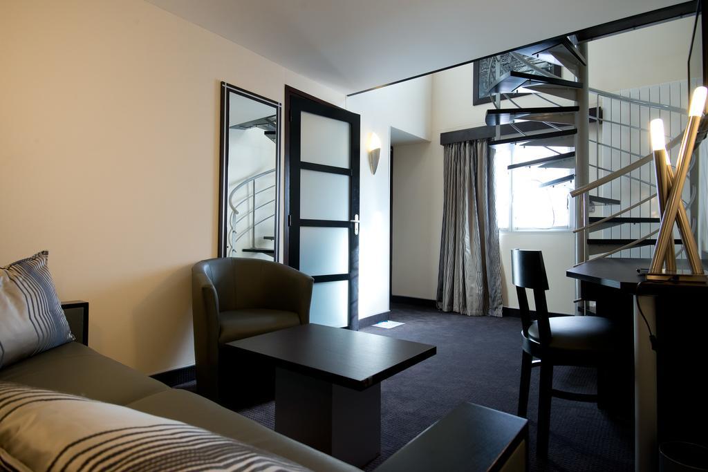 Choiseul Opera 3* Paris