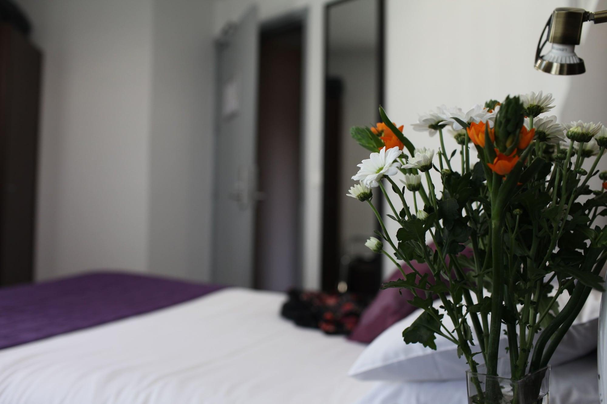 Alane 3* Paris