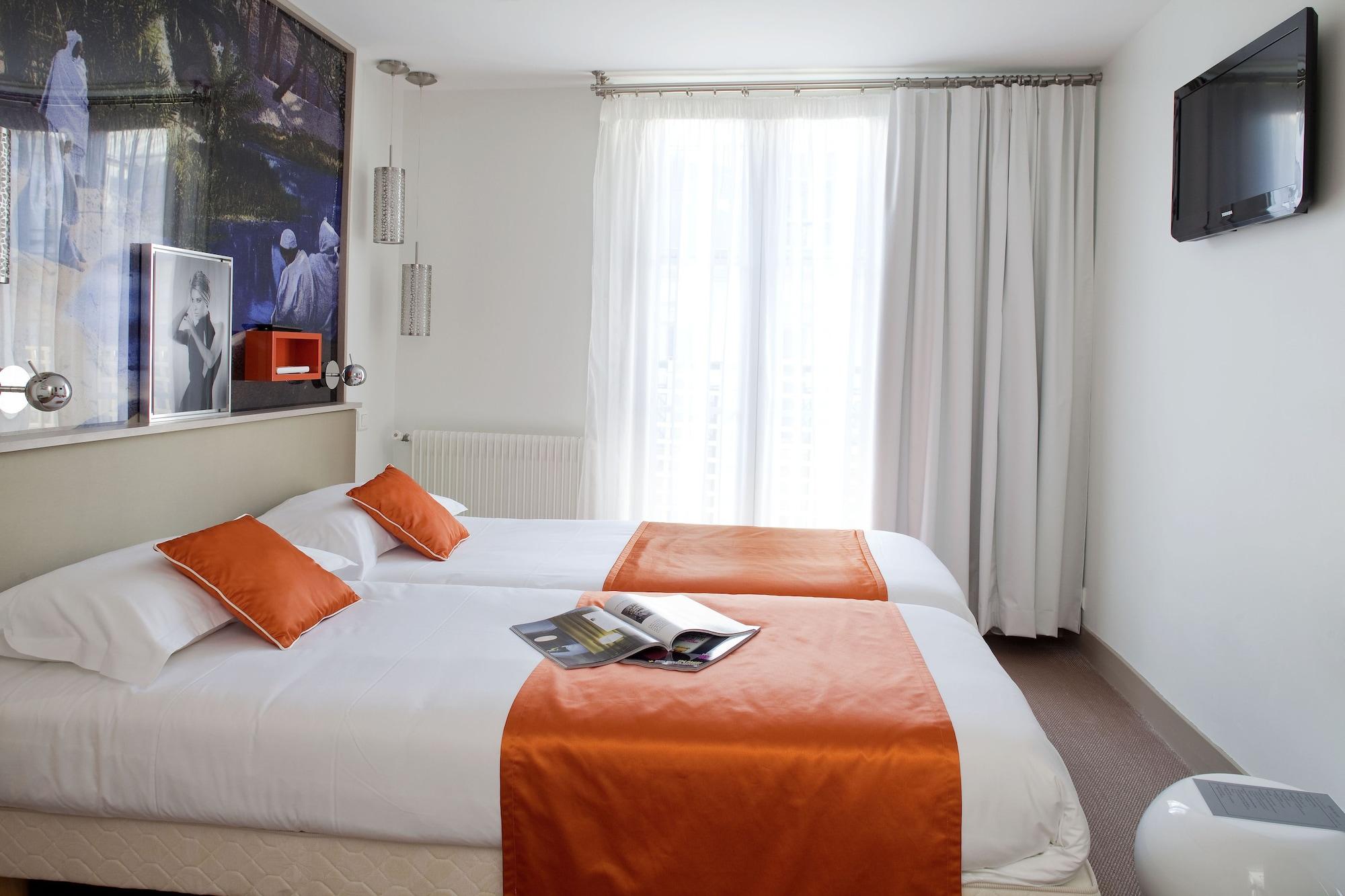 Mayet 3* Paris