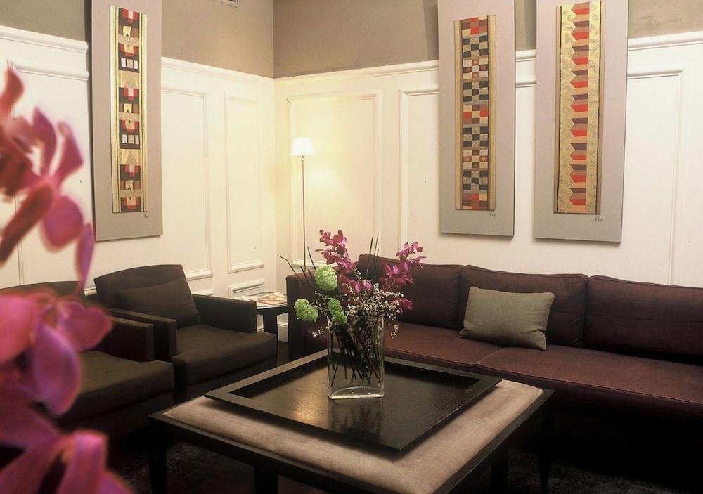 Hotel Victoires Opera 4*