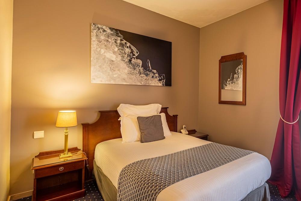 Amiral Hotel Paris