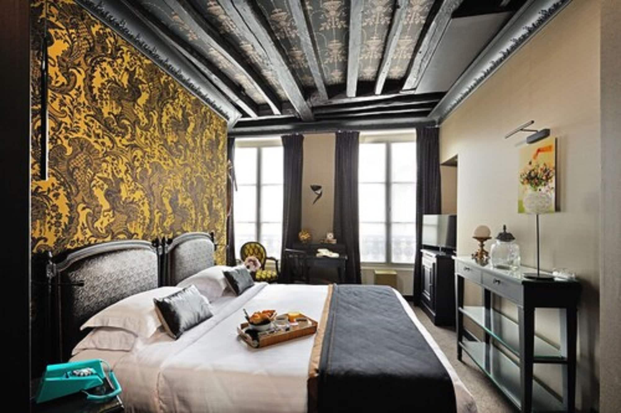 Les Dames Du Pantheon Hotel 4*