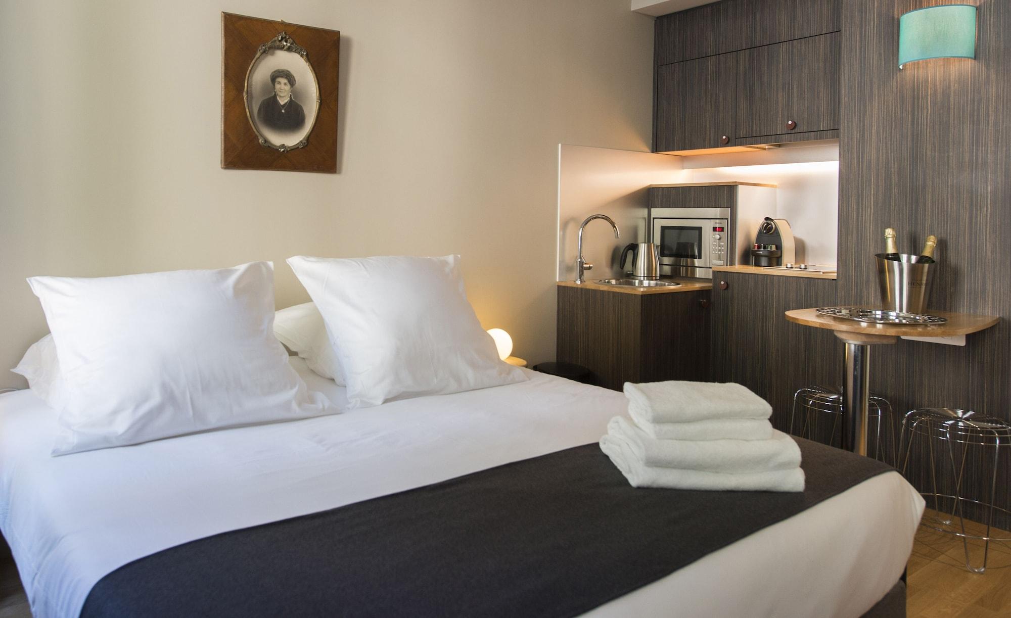 Hotel Helzear Champs-elysees
